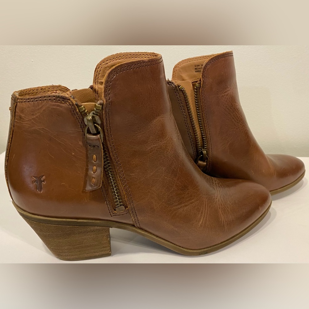 Frye Judith Womens Boots.  Size 6.5M.